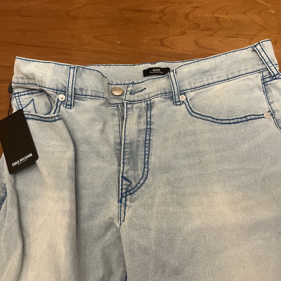 True Religion Other - TRUE RELIGION 36x34 Ricky Big T Jeans Mens Light Wash Straight 701453 NWT